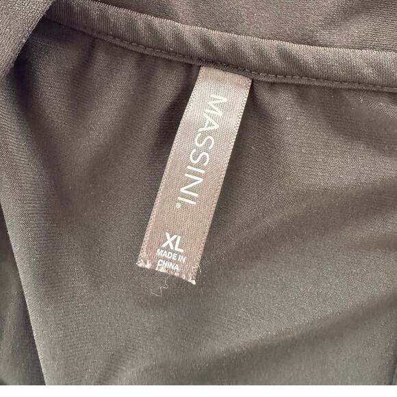 Massini Womens XL V Neck Sleeveless Black Blouse Polyester Spandex - Picture 3 of 7